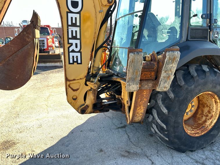 image for item DQ6259 2005 John Deere 310G backhoe