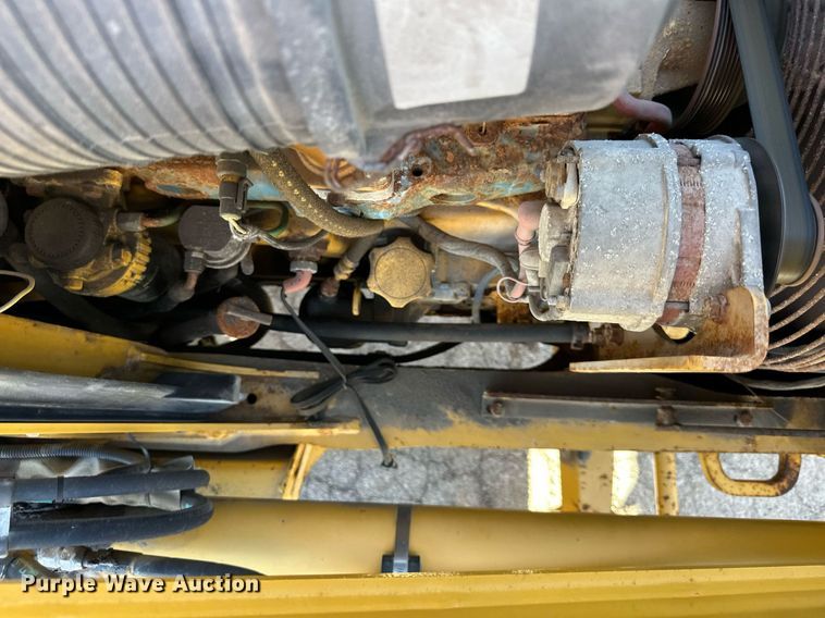 image for item DQ6259 2005 John Deere 310G backhoe