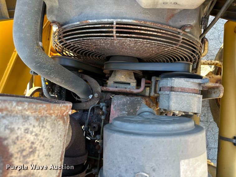 image for item DQ6259 2005 John Deere 310G backhoe