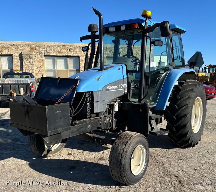 image for item DQ6260 2003 New Holland TS100 tractor