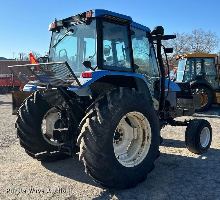 image for item DQ6260 2003 New Holland TS100 tractor
