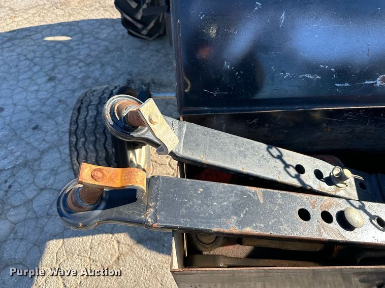 image for item DQ6260 2003 New Holland TS100 tractor