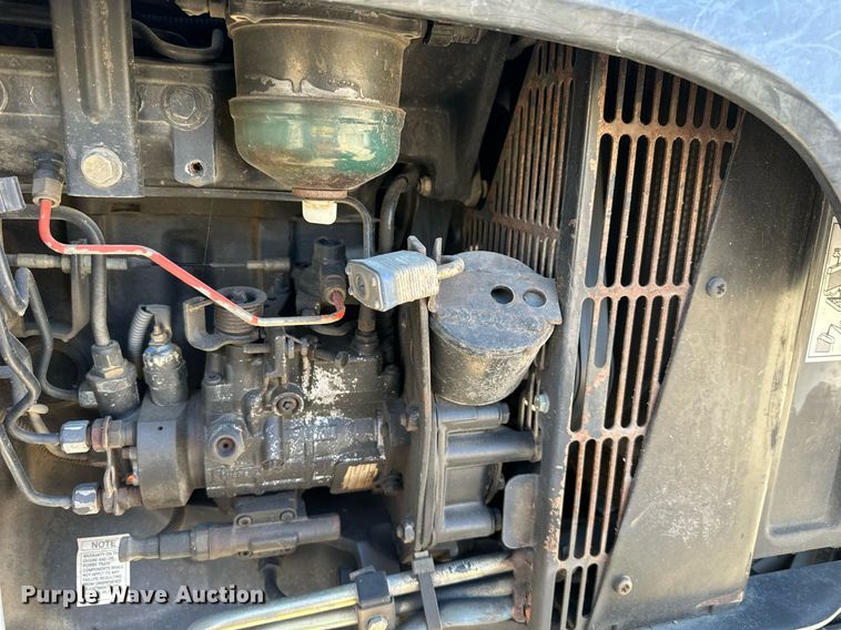 image for item DQ6260 2003 New Holland TS100 tractor