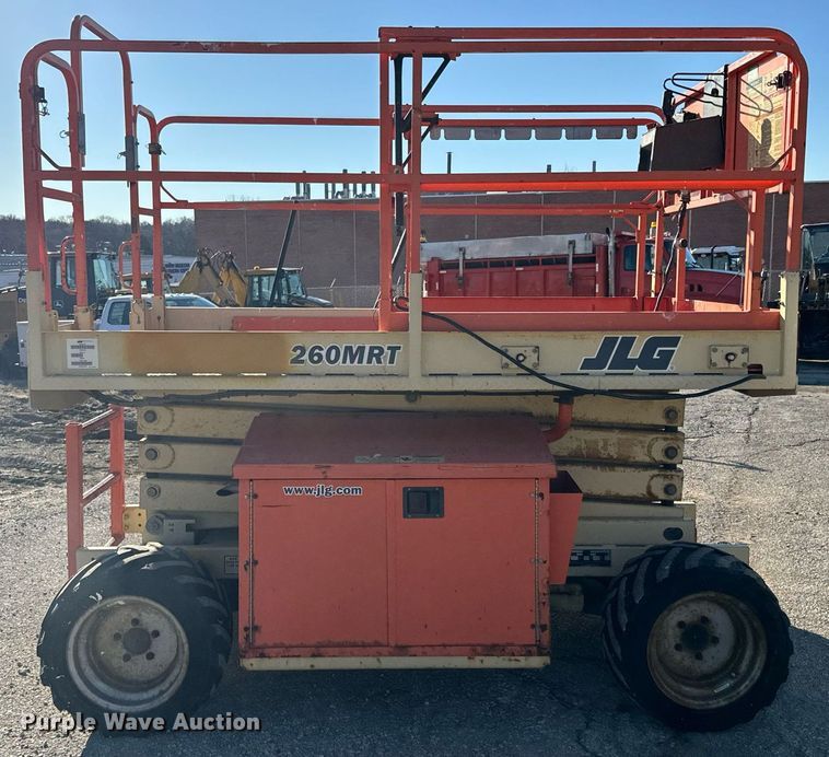 image for item DQ6261 2008 JLG 260MRT scissor lift