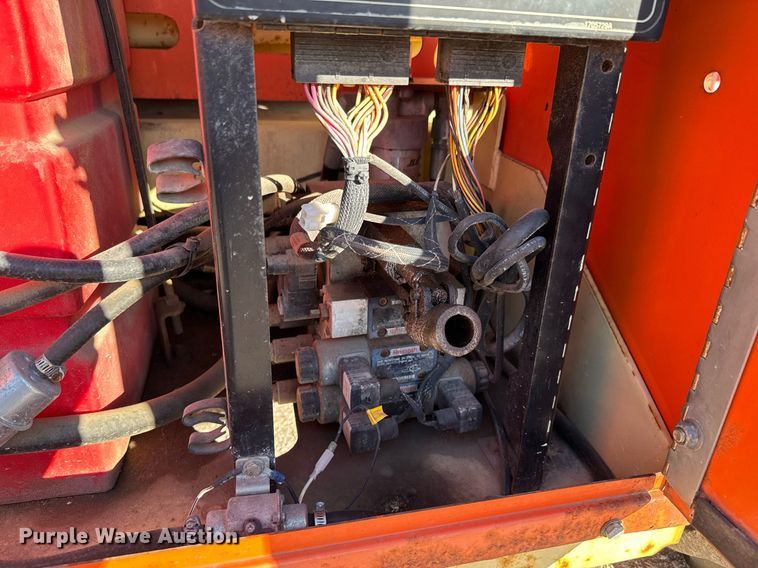 image for item DQ6261 2008 JLG 260MRT scissor lift