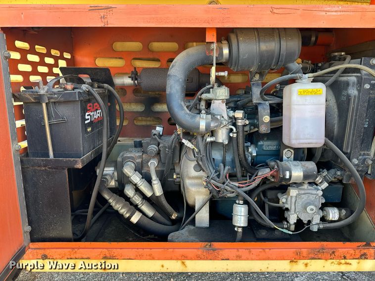 image for item DQ6261 2008 JLG 260MRT scissor lift