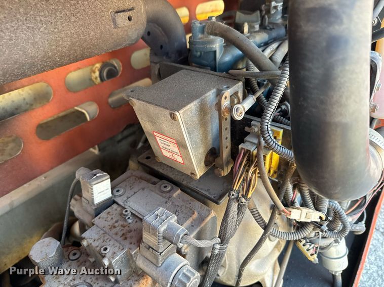 image for item DQ6261 2008 JLG 260MRT scissor lift