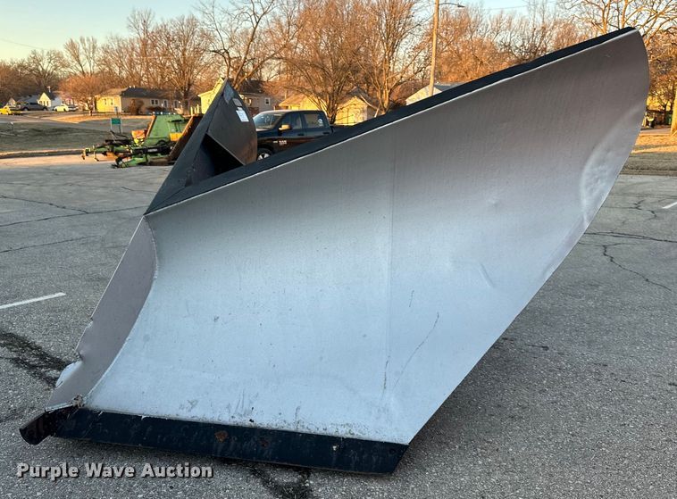 image for item DQ6262 Balderson BV11 V-plow