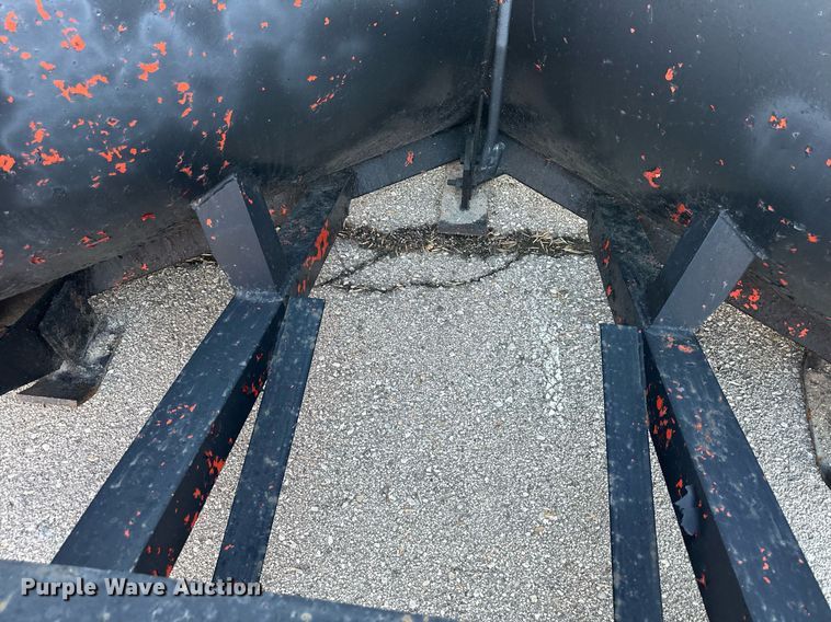 image for item DQ6262 Balderson BV11 V-plow