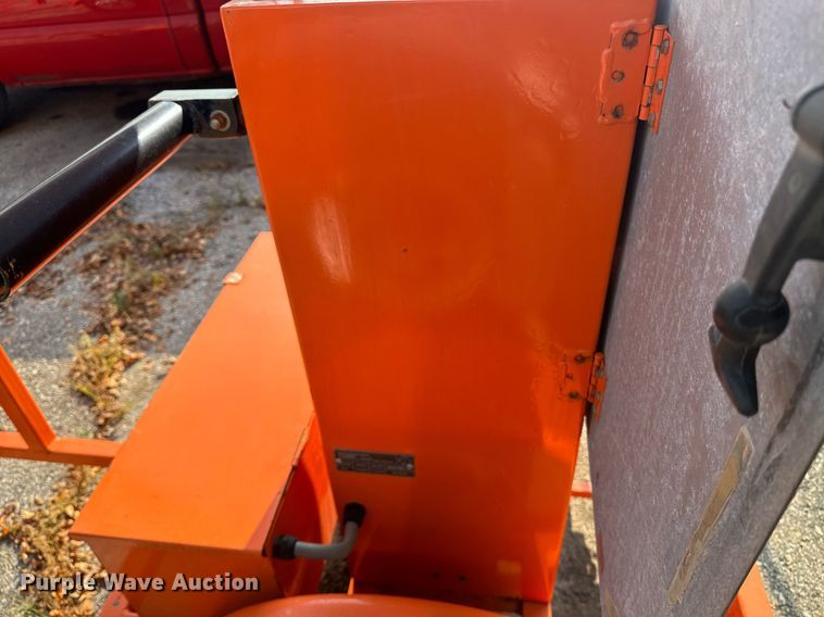 image for item DQ6268 2007 R.C. Flagman RCF2.4 traffic signal system