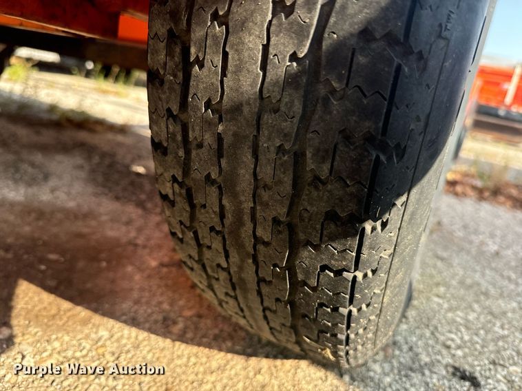 image for item DQ6268 2007 R.C. Flagman RCF2.4 traffic signal system