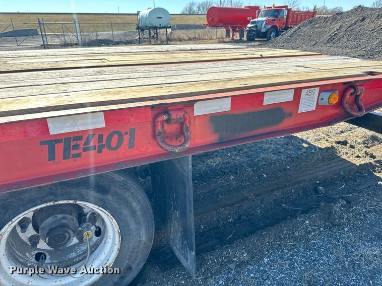 image for item DQ6297 2006 Trail-Eze TE401 tilt deck equipment trailer