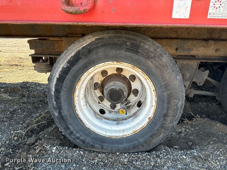 image for item DQ6297 2006 Trail-Eze TE401 tilt deck equipment trailer