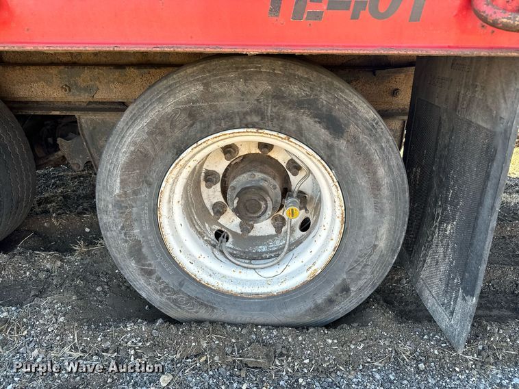 image for item DQ6297 2006 Trail-Eze TE401 tilt deck equipment trailer