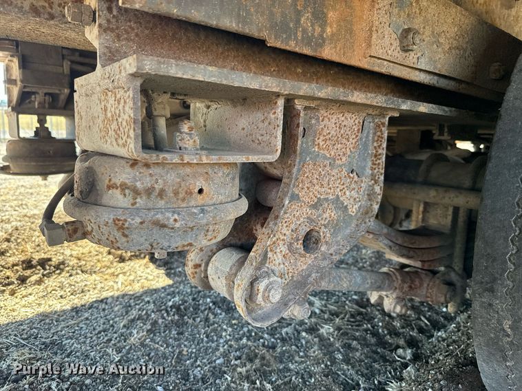 image for item DQ6297 2006 Trail-Eze TE401 tilt deck equipment trailer