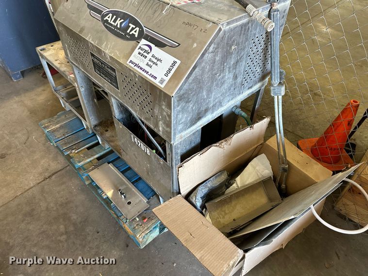 image for item DQ6306 2013 Alkota 4201B-AEUL hot pressure washer