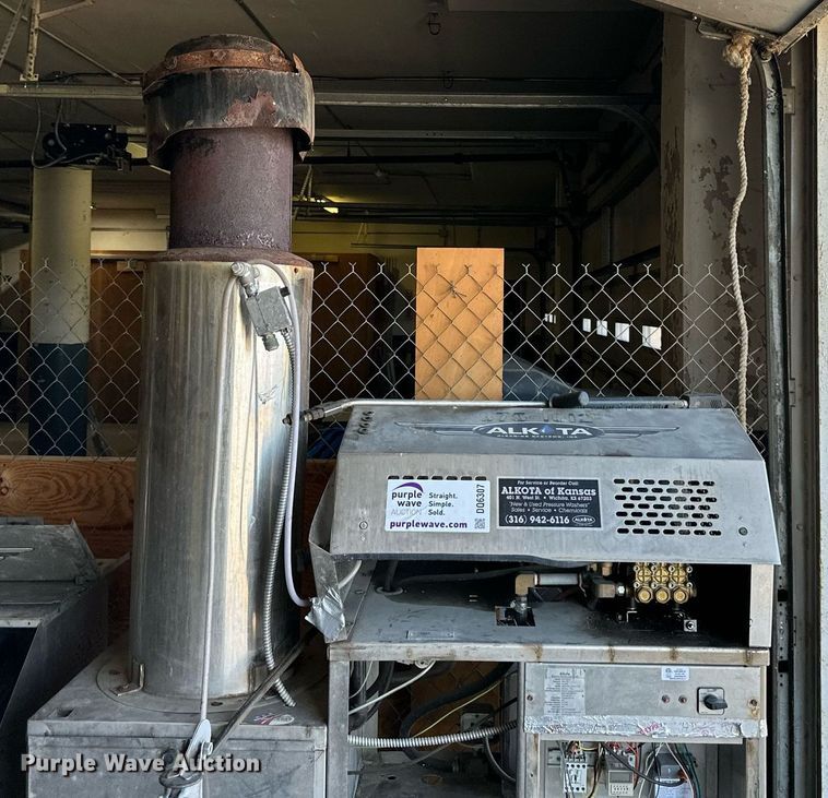 image for item DQ6307 2012 Alkota 4201T-NG-UL hot pressure washer