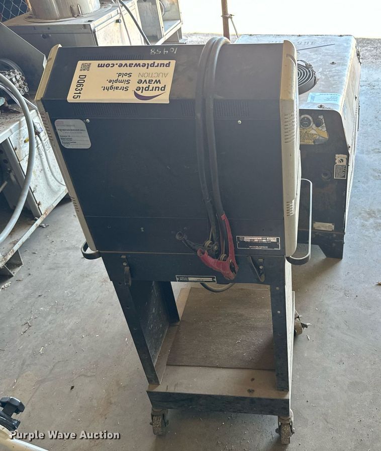 image for item DQ6315 Sun Vat-60 battery tester