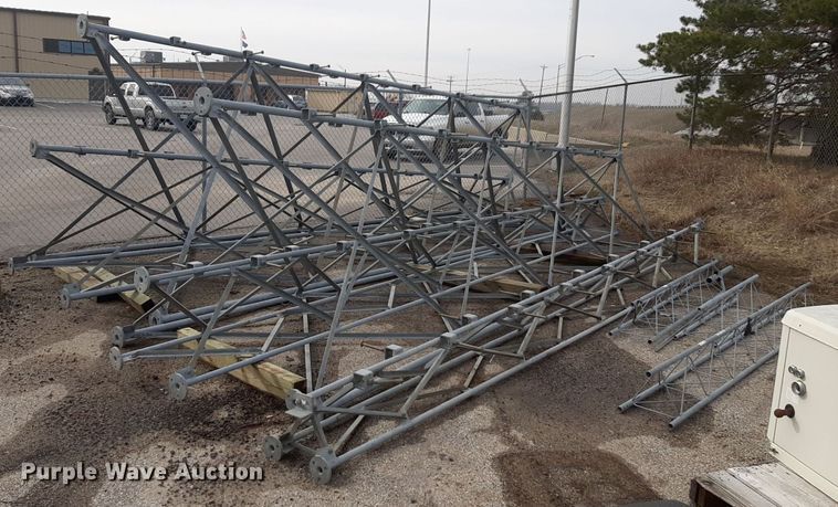 image for item DV9785 Rohn self-supporting tower