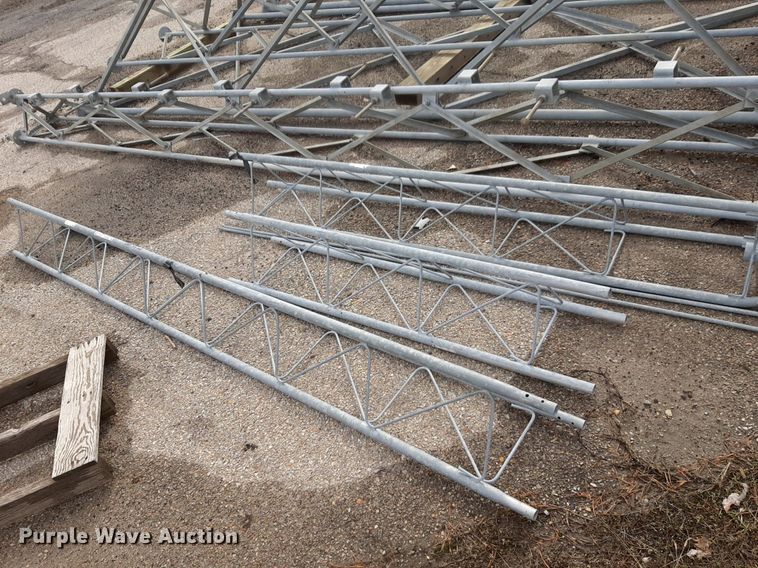 image for item DV9785 Rohn self-supporting tower