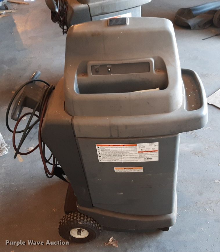 image for item DV9826 Robinair Cooltech 34700Z refrigerant recycler