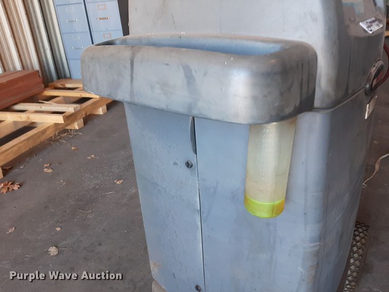 image for item DV9826 Robinair Cooltech 34700Z refrigerant recycler