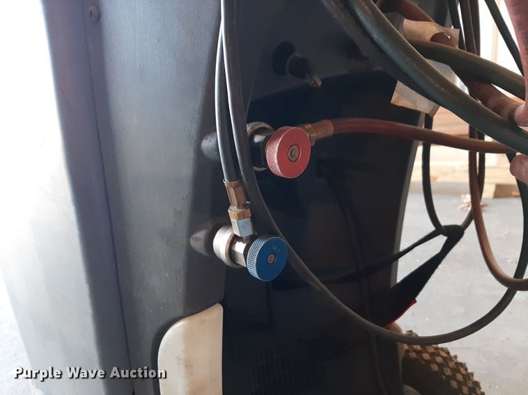 image for item DV9826 Robinair Cooltech 34700Z refrigerant recycler