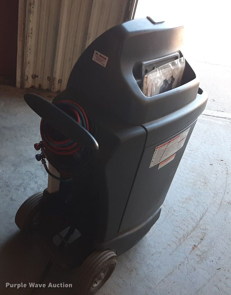 image for item DV9828 Robinair Cooltech 34700Z refrigerant recycler