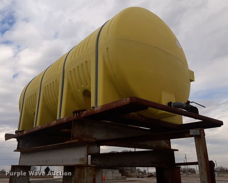 image for item DV9888 Salt brine tank