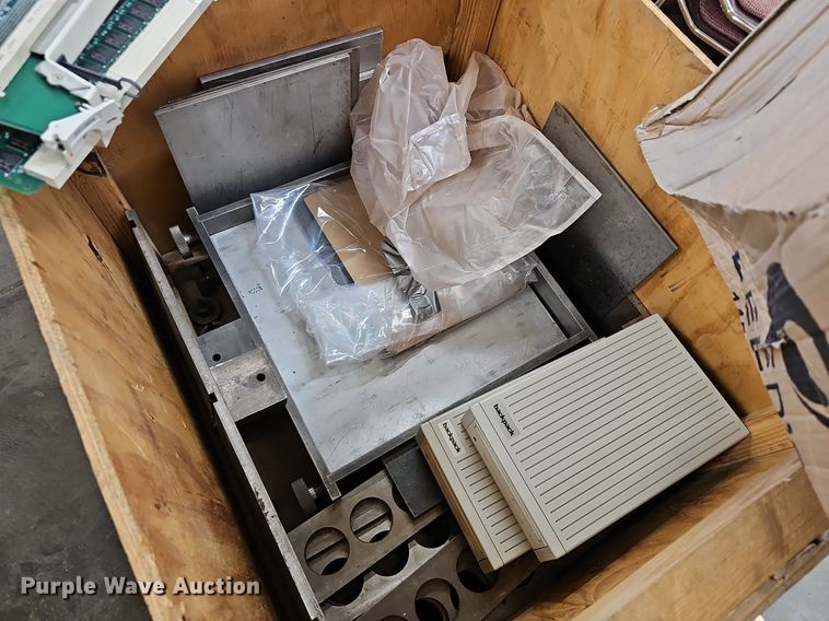 image for item NE9491 2007 PWM Compactor asphalt kneading compactor