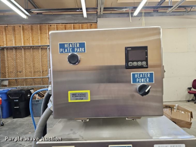 image for item NE9491 2007 PWM Compactor asphalt kneading compactor