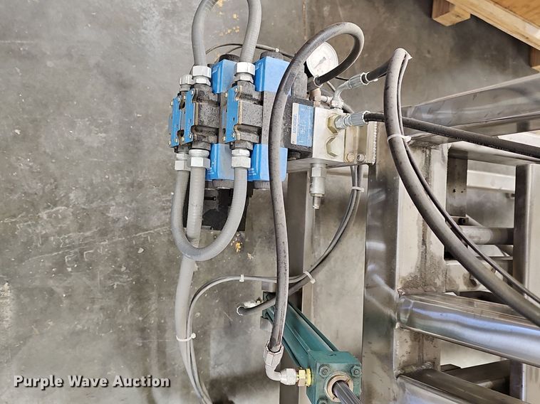 image for item NE9491 2007 PWM Compactor asphalt kneading compactor