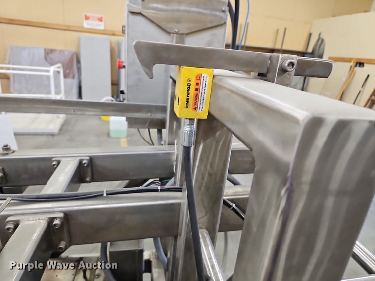 image for item NE9491 2007 PWM Compactor asphalt kneading compactor