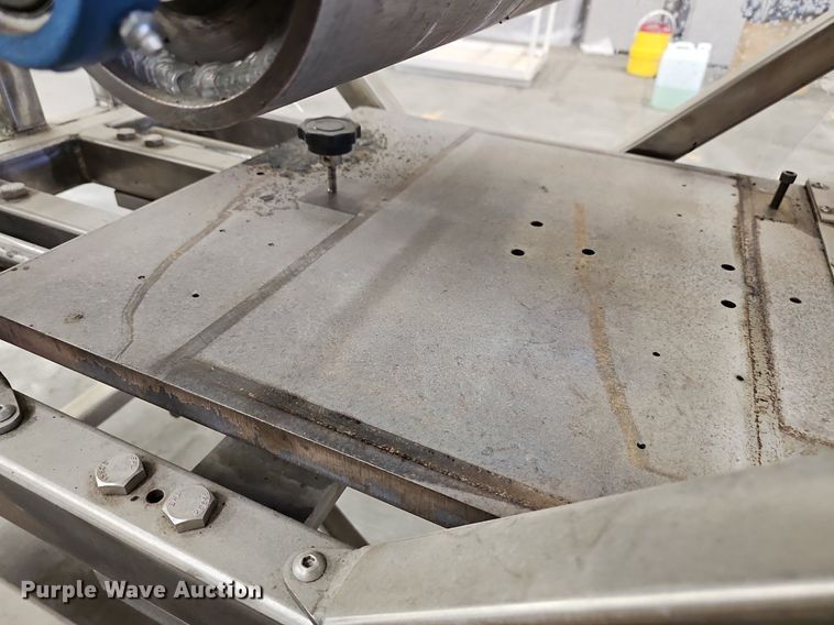 image for item NE9491 2007 PWM Compactor asphalt kneading compactor