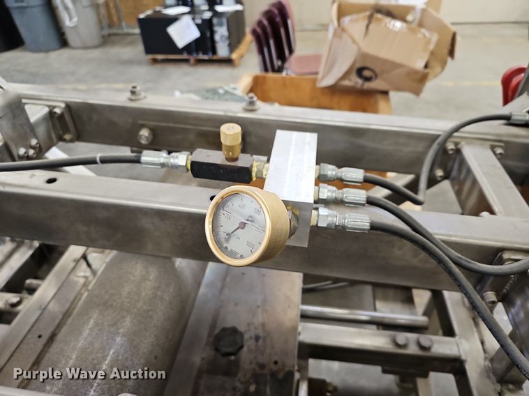 image for item NE9491 2007 PWM Compactor asphalt kneading compactor