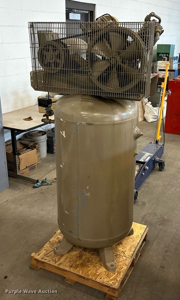 image for item NJ9312 1994 Wayne air compressor 