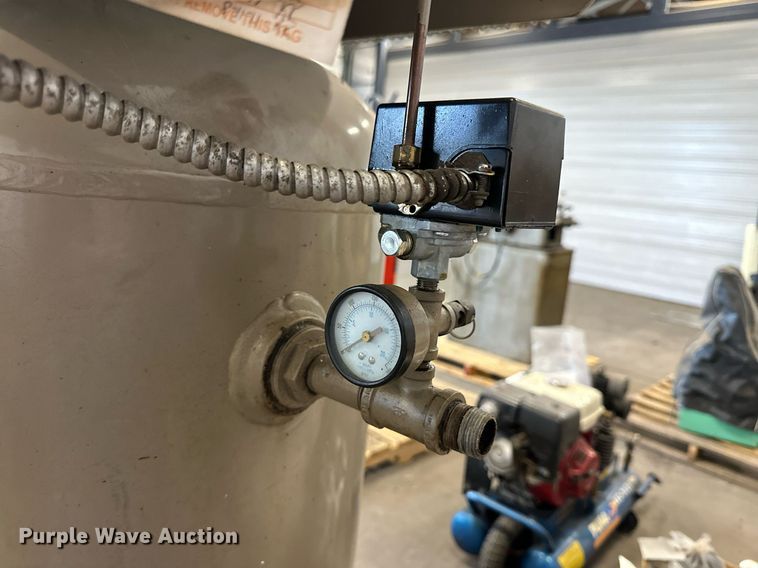 image for item NJ9312 1994 Wayne air compressor 