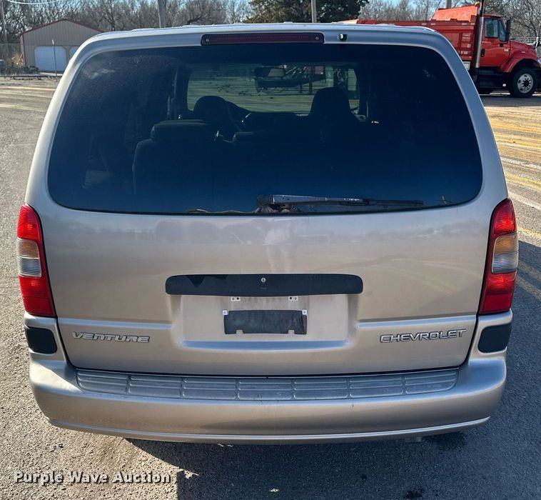 image for item NJ9315 1999 Chevrolet Venture van
