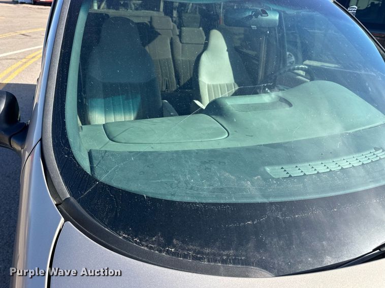 image for item NJ9315 1999 Chevrolet Venture van