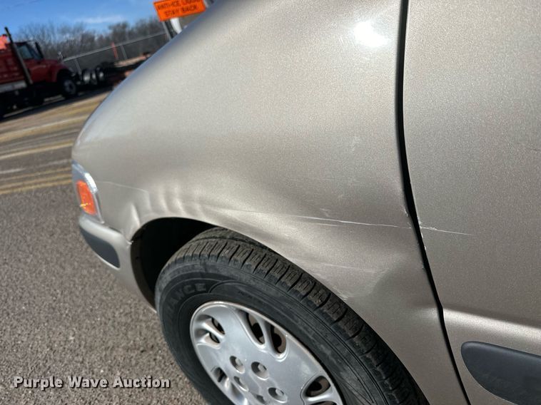 image for item NJ9315 1999 Chevrolet Venture van