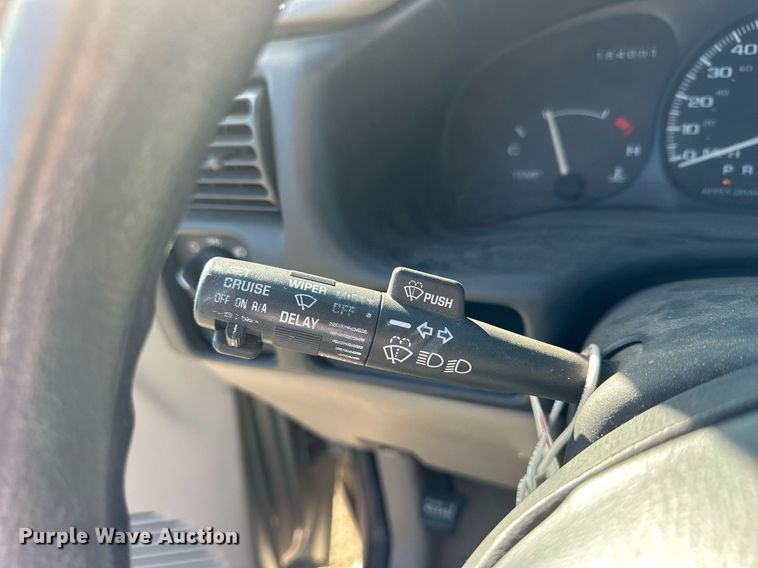 image for item NJ9315 1999 Chevrolet Venture van