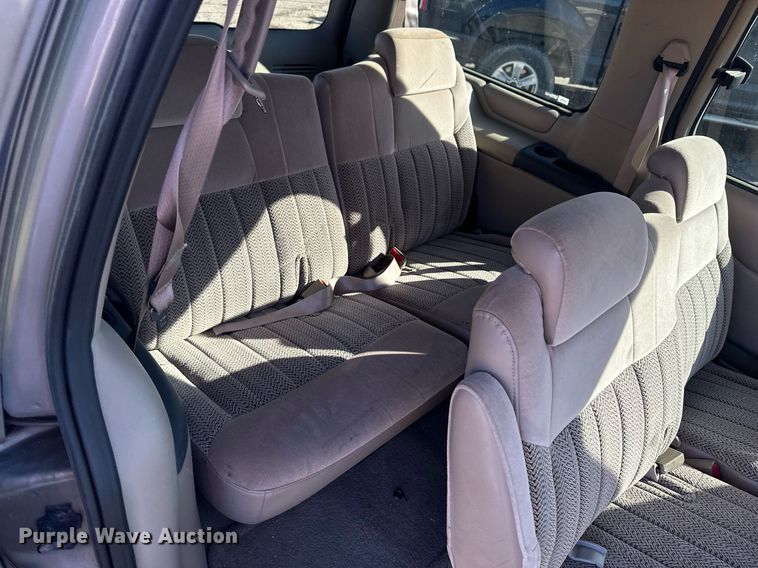 image for item NJ9315 1999 Chevrolet Venture van