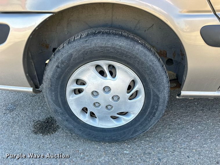 image for item NJ9315 1999 Chevrolet Venture van