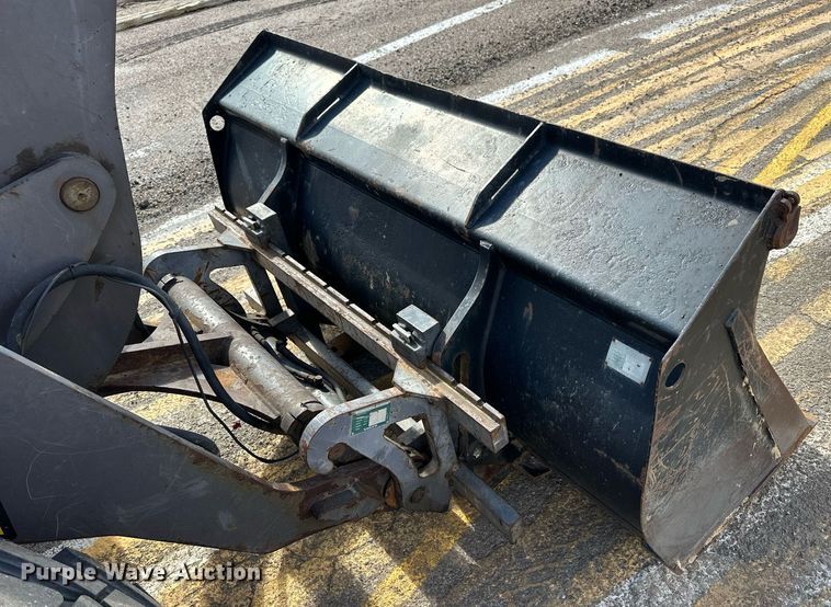 image for item NJ9316 2005 Volvo L30B wheel loader