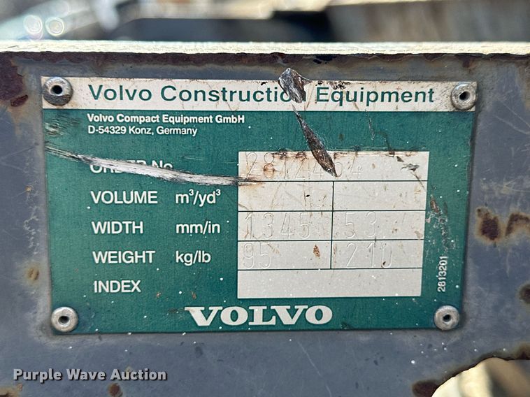 image for item NJ9316 2005 Volvo L30B wheel loader