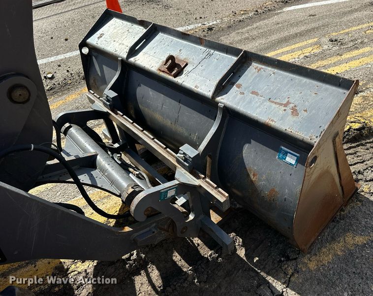 image for item NJ9317 2004 Volvo L30B wheel loader