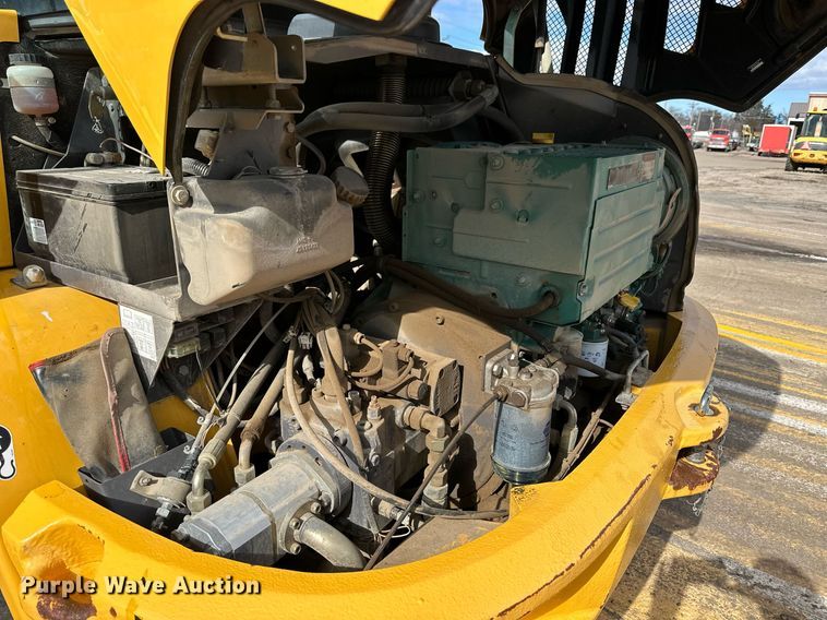 image for item NJ9317 2004 Volvo L30B wheel loader