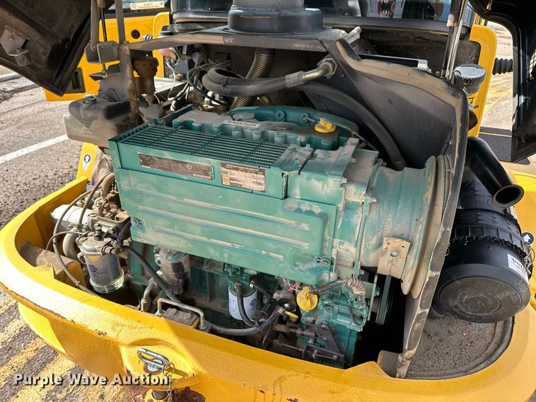 image for item NJ9317 2004 Volvo L30B wheel loader