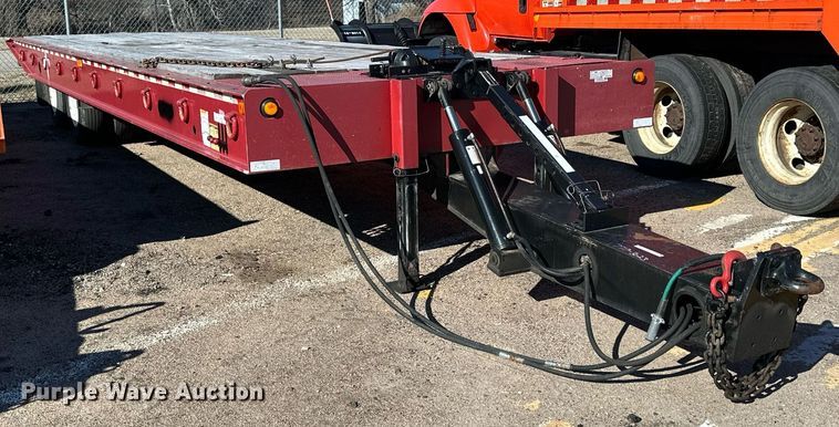 image for item NJ9319 2004 Landoll 345C-35 tilt deck equipment trailer