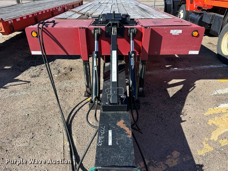 image for item NJ9319 2004 Landoll 345C-35 tilt deck equipment trailer